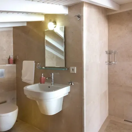 5 Bedroom Right Next To The 5978 ヴィラ *