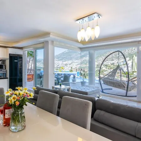 5 Bedroom Right Next To The 5978 ヴィラ カルカン